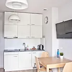 Apartamenty Leszno شقة فندقية ليشنو