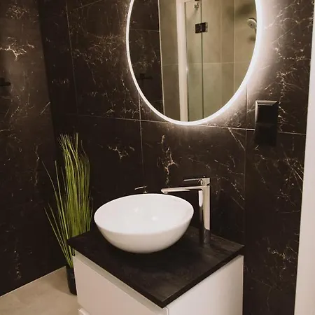 Apartamenty Leszno 3* Лешно