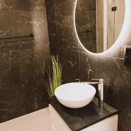 Apartamenty Leszno 3* Лешно