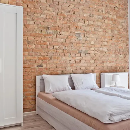 Aparthotel Apartamenty Leszno 3*