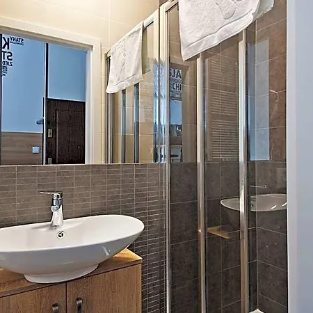 Aparthotel Apartamenty Leszno 3*