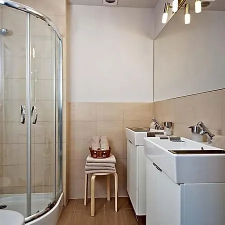 Apartamenty Leszno 3*