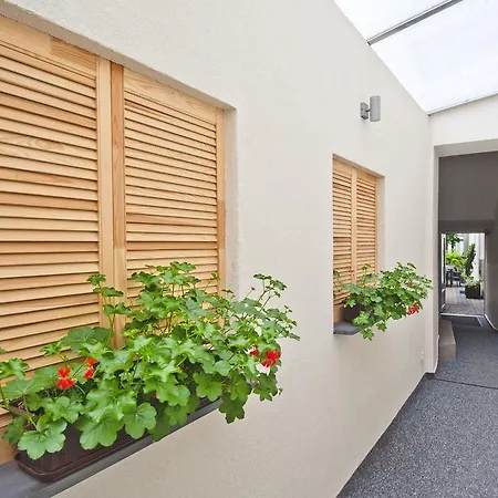 Apartamenty Leszno Aparthotel 3*